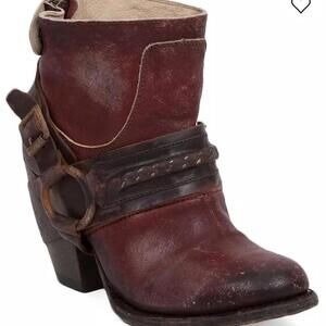 FREEBIRD EL PASO BUCKLE BOOTS. Rust. Size 8. Rare.